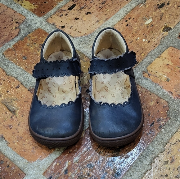 Livie Luca Navy Shoes, Size 10 - Picture 2 of 5